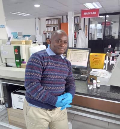 Dr Enoch Aninagyei